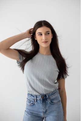 Футболка жіноча